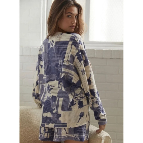 Out From Under Dustin Lace- Up Henley Top Blue‎ and White Size M - Picture 2 of 8